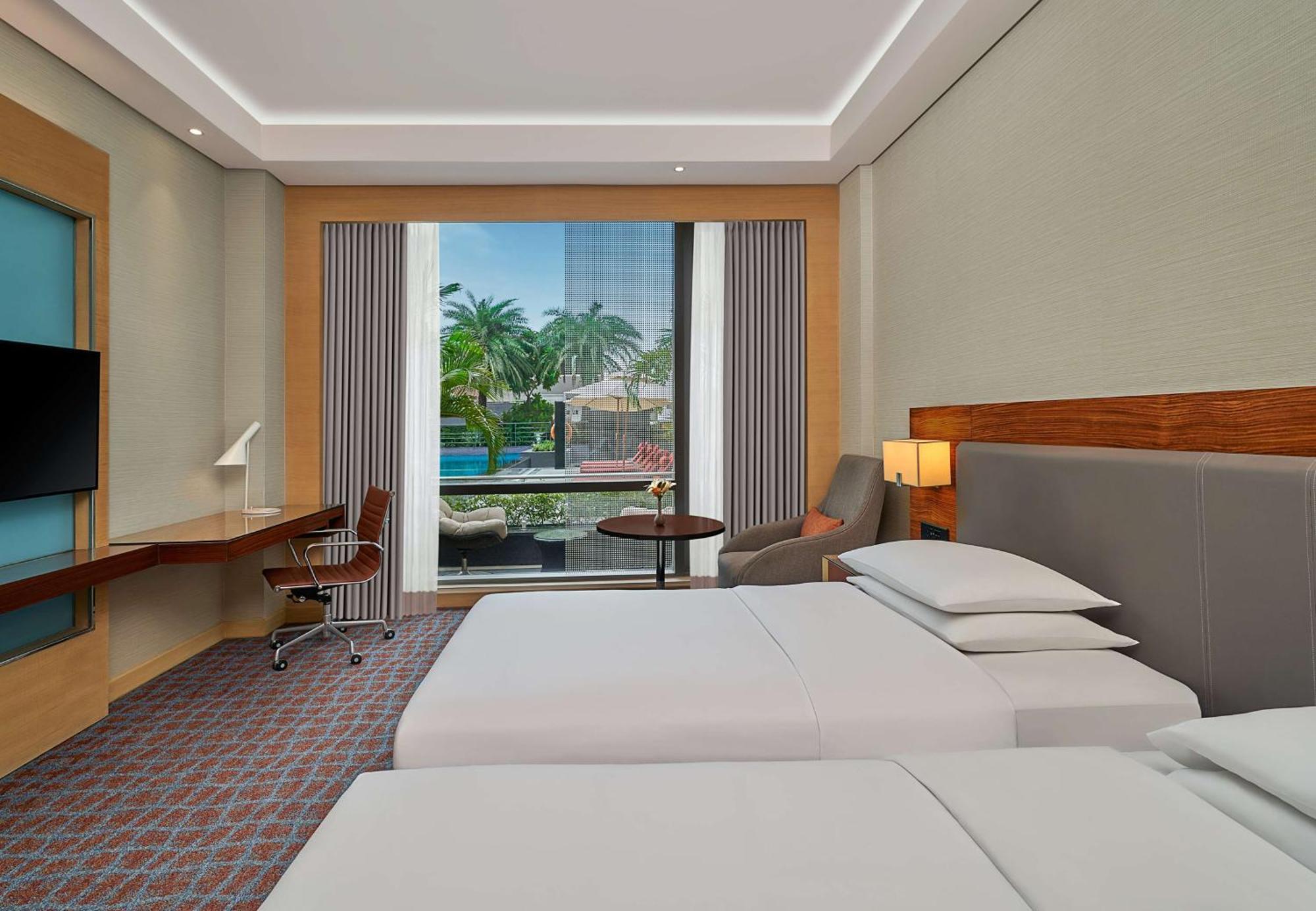 Hyatt Regency Lucknow Gomti Nagar Hotel Exterior foto